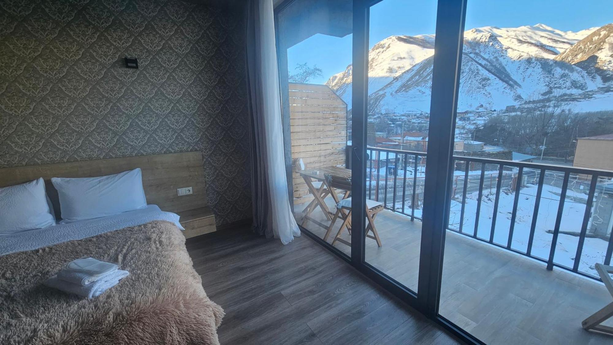 Best View Kazbegi الغرفة الصورة