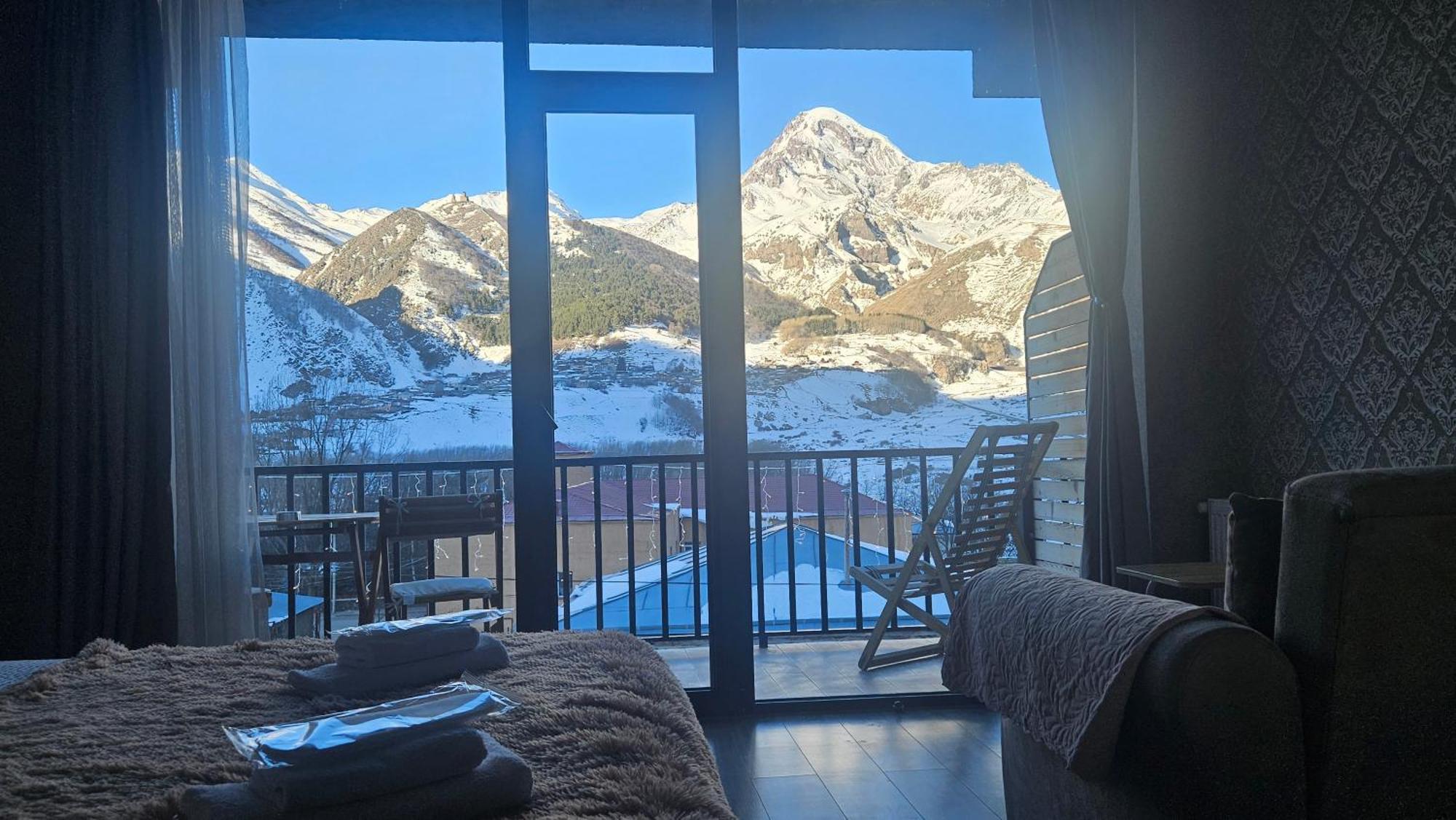 Best View Kazbegi الغرفة الصورة