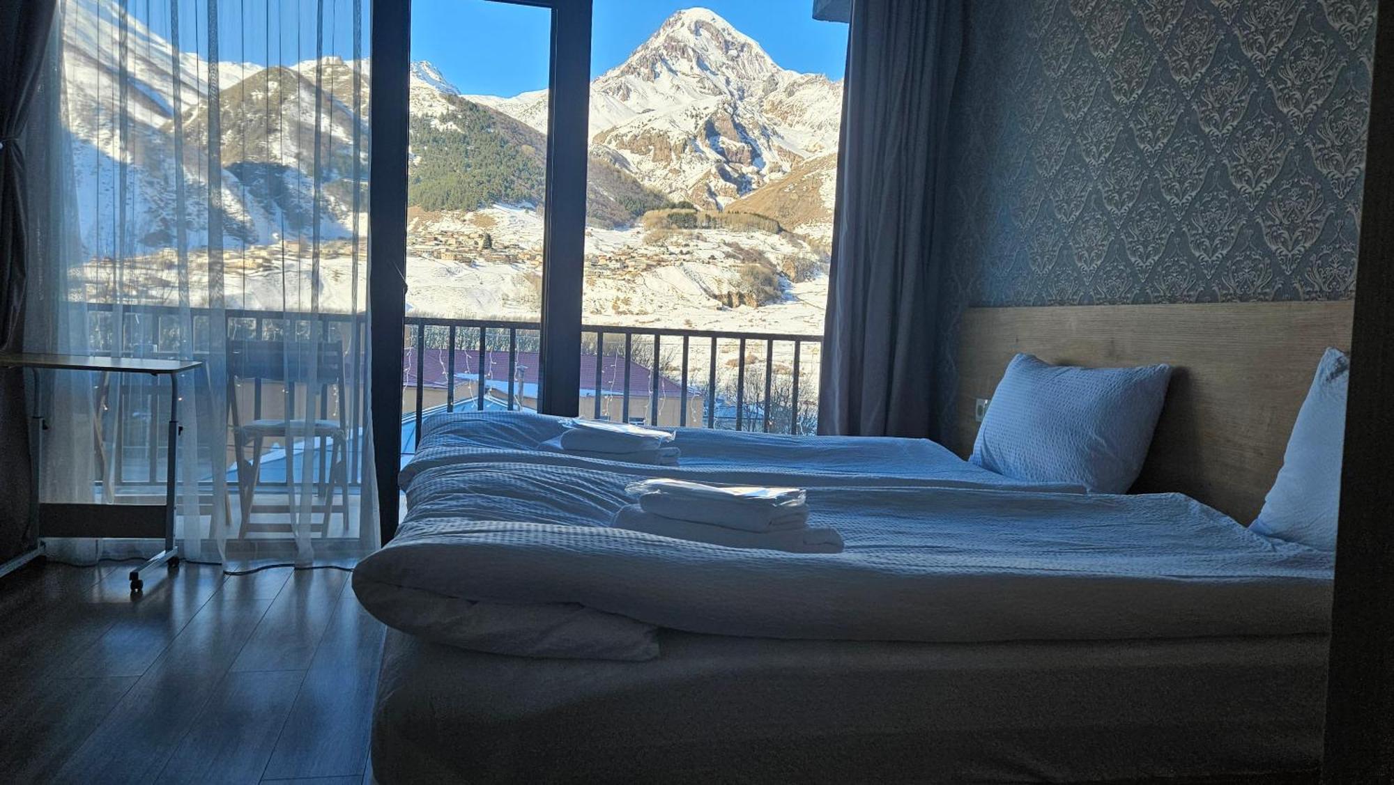 Best View Kazbegi الغرفة الصورة